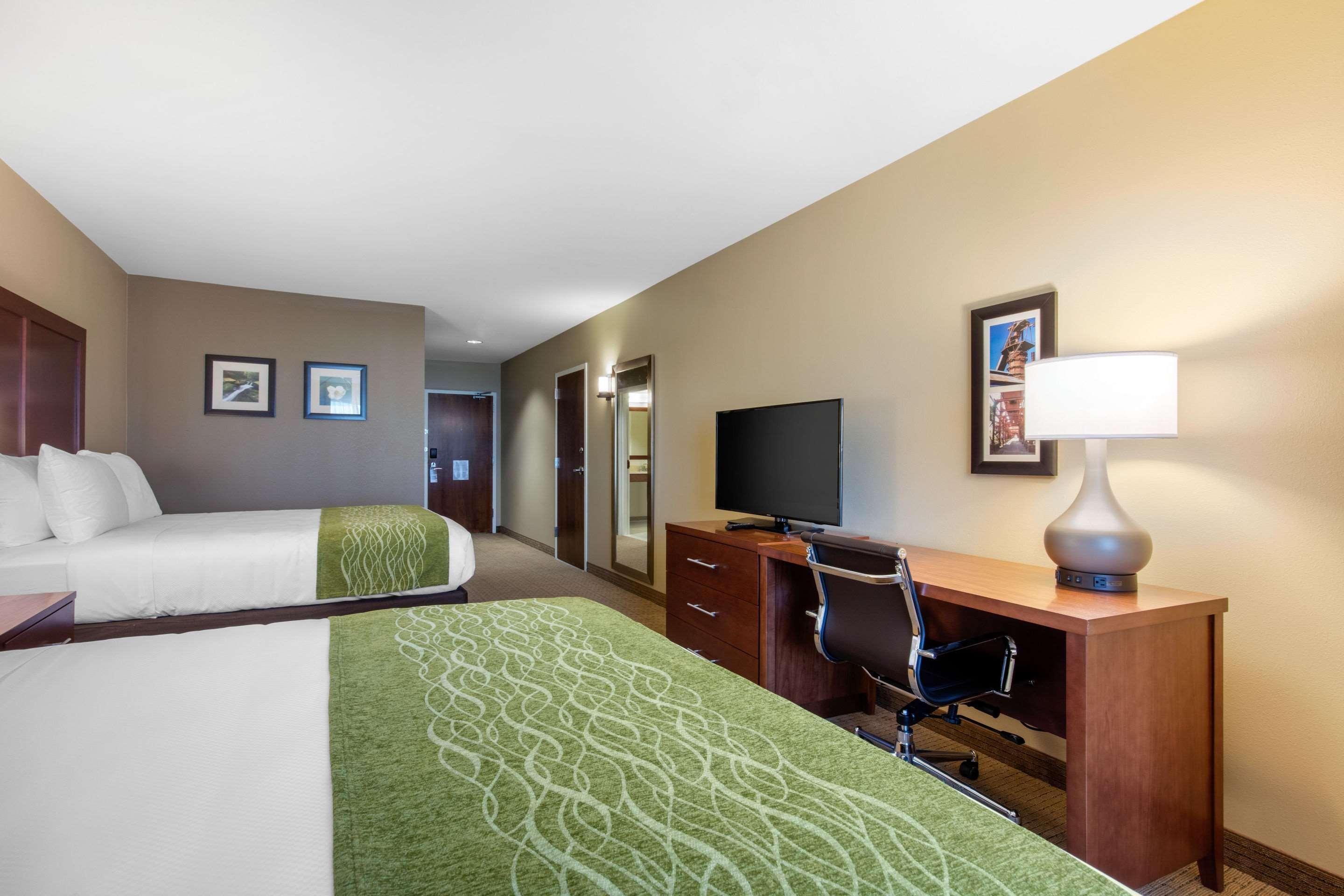 Comfort Inn & Suites At Crossplex Village Birmingham Eksteriør billede